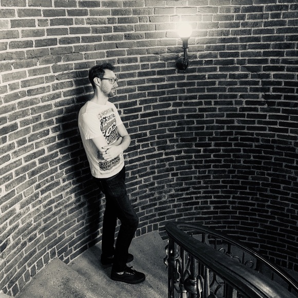 Meet your Posher, Darrell - Picture 1 of 1